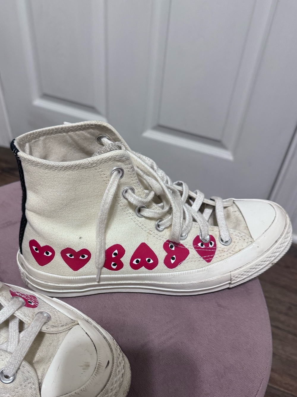Comme des Garcons PLAY Converse White High-Top with Pink Heart Motif